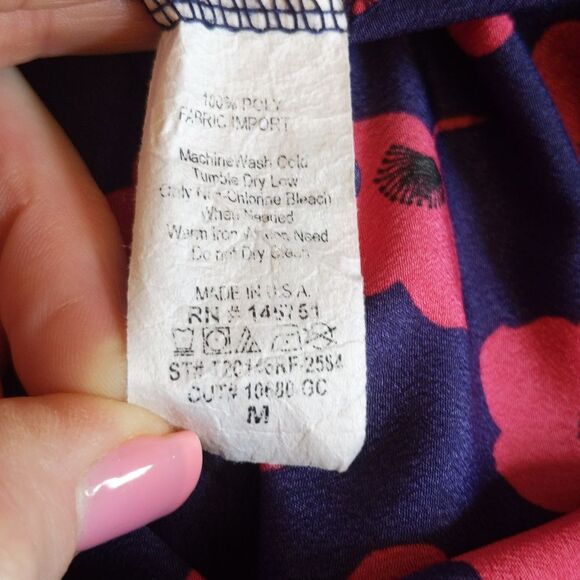 41 Hawthorn (Stitch Fix) navy blue long sleeve blouse w/ red poppy design, M - Picture 8 of 8